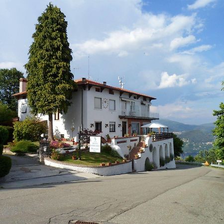 Hotel Panoramico Lago D'Orta (Adults Only) Madonna Del Sasso المظهر الخارجي الصورة