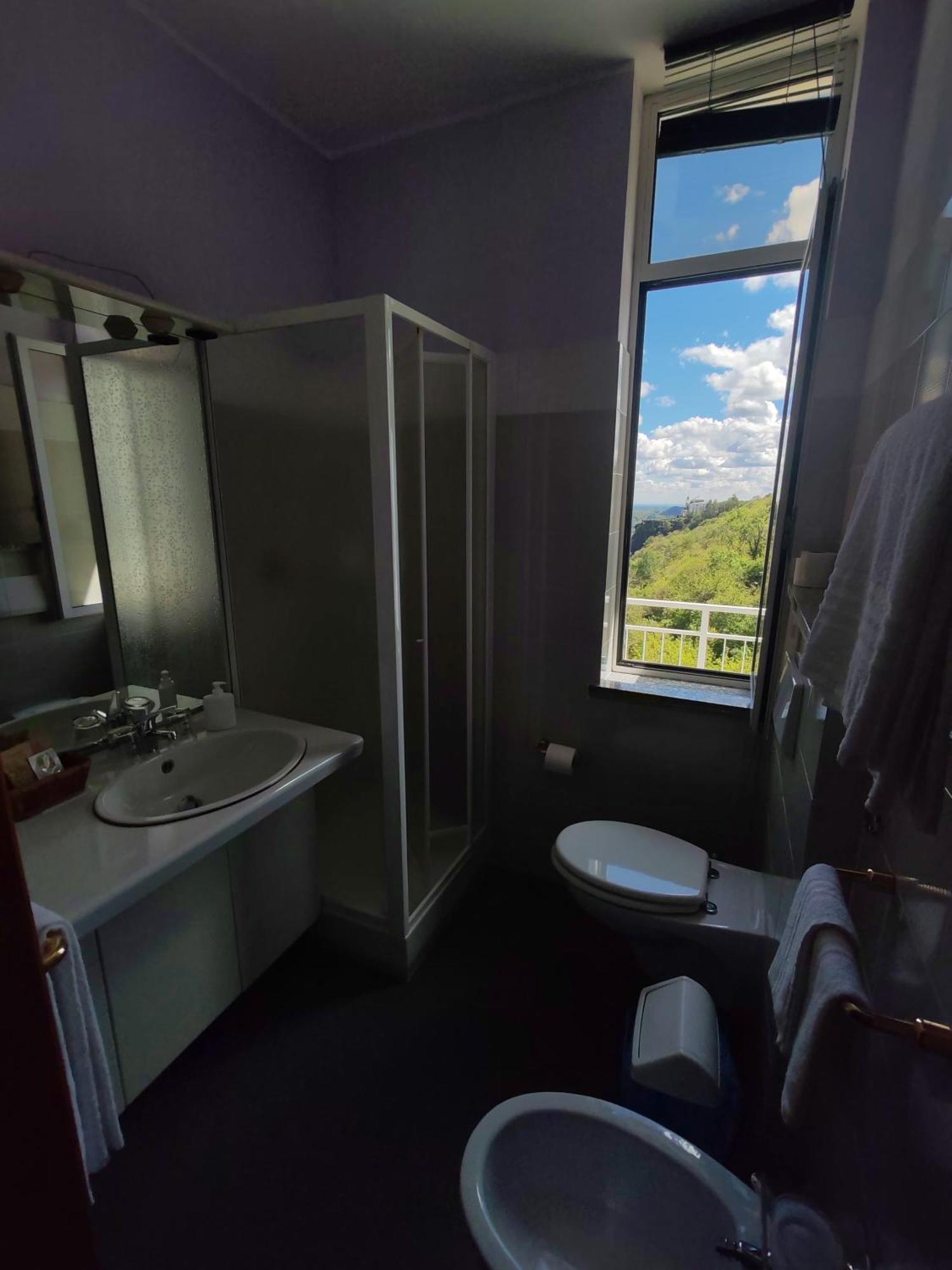 Hotel Panoramico Lago D'Orta (Adults Only) Madonna Del Sasso المظهر الخارجي الصورة