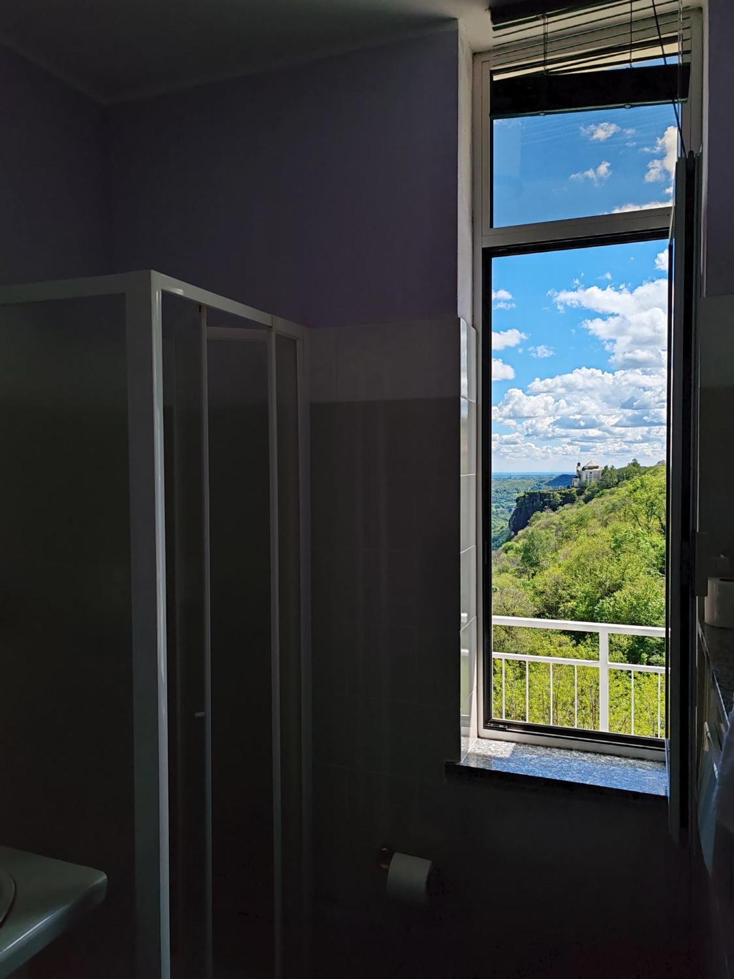 Hotel Panoramico Lago D'Orta (Adults Only) Madonna Del Sasso المظهر الخارجي الصورة