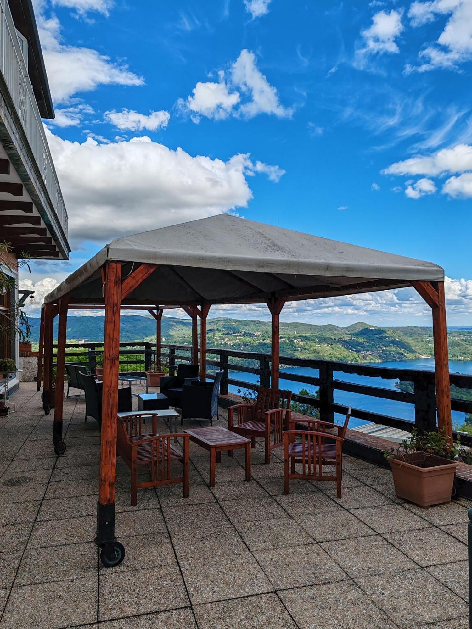 Hotel Panoramico Lago D'Orta (Adults Only) Madonna Del Sasso المظهر الخارجي الصورة