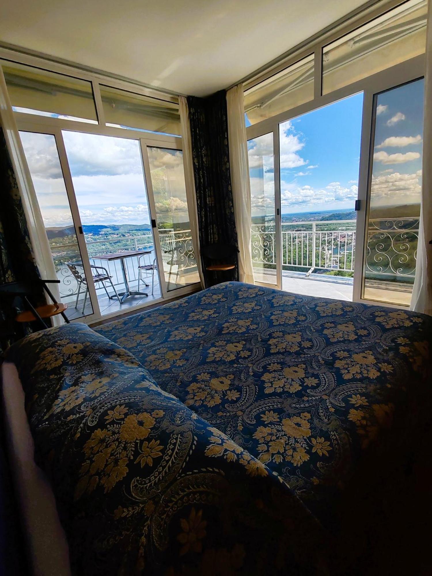 Hotel Panoramico Lago D'Orta (Adults Only) Madonna Del Sasso المظهر الخارجي الصورة