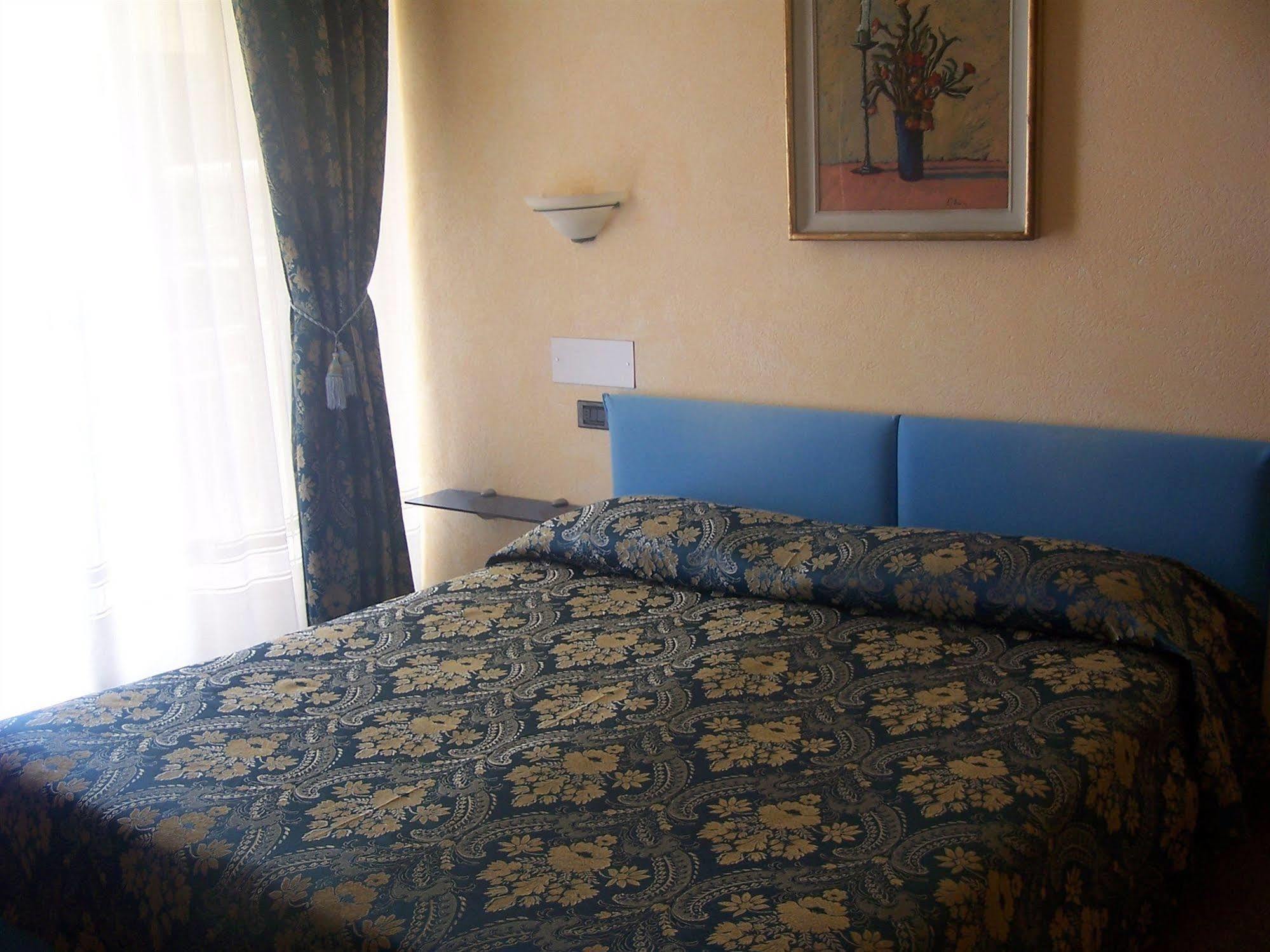 Hotel Panoramico Lago D'Orta (Adults Only) Madonna Del Sasso المظهر الخارجي الصورة